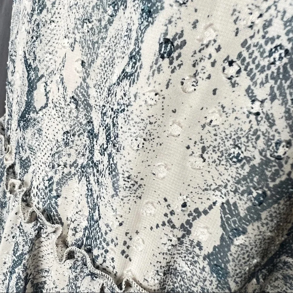 Altar’d State , snakeskin printed, sleeveless, ruffled dress. Large - Picture 8 of 9